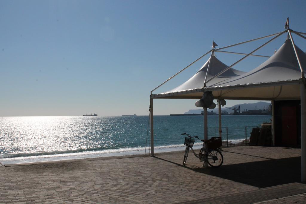Appartamenti Mare Azzurro By Holiday World Albisola Superiore Eksteriør bilde